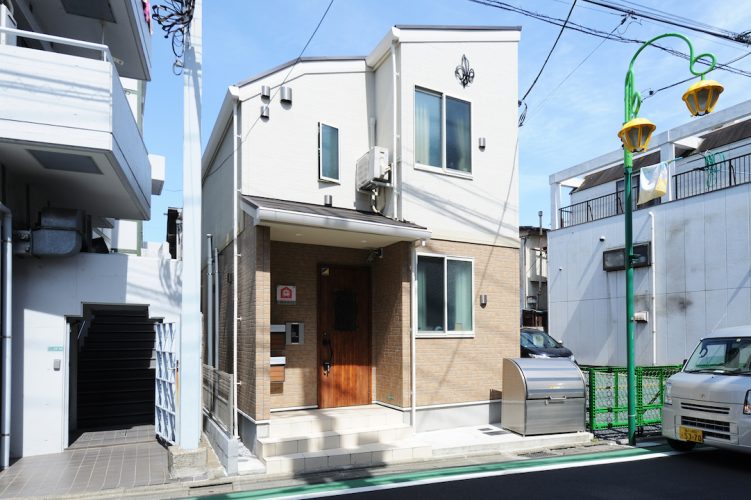 東京　sharehouse　xrosshouse　一個人生活　低價位　新房　前往東京　房租　租賃　雅房　套房　便宜　附家電　附家具　初期費用　押金　禮金　外國人　不需保證人　留學　日語　國際交流　打工度假　日本　日本留學　祐天寺　東急東横線　澀谷　中目黑區