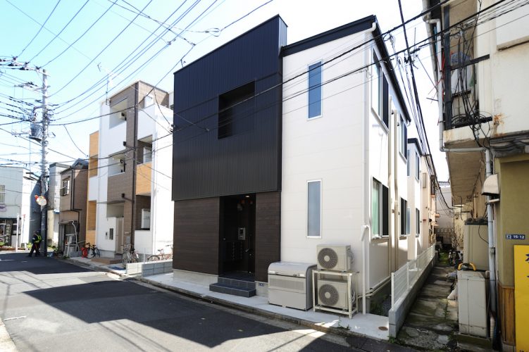 Tokyo, Sharehouse, Xrosshouse, housing, real estate, private room, cheap, living, Japan, study abroad, dormitory, Kanegafuchi,Tobu Sky Tree Line ,Asakusa,Sumida-ku