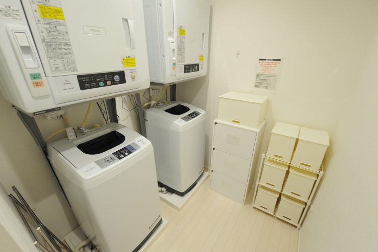 東京　シェアハウス　クロスハウス　一人暮らし　上京　家賃　賃貸　個室　ワンルーム　安い　家電付き　家具付き　家具家電 学芸大学　目黒区　東急東横線　渋谷　中目黒