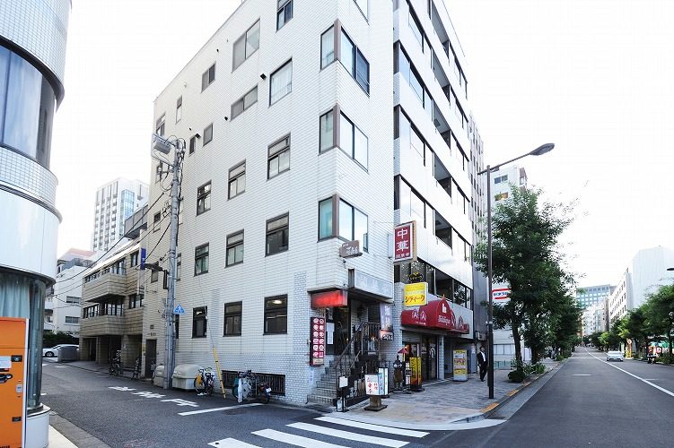 東京　sharehouse　xrosshouse　一個人生活　低價位　新房　前往東京　房租　租賃　雅房　套房　便宜　附家電　附家具　初期費用　押金　禮金　外國人　不需保證人　留學　日語　國際交流　打工度假　日本　日本留學　半蔵門　澀谷　永田町　千代田區