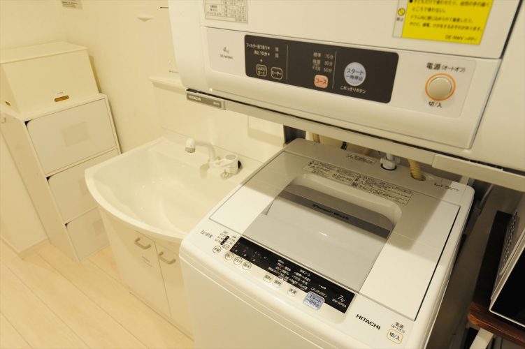 東京　シェアハウス　クロスハウス　一人暮らし　上京　家賃　賃貸　個室　ワンルーム　安い　家電付き　家具付き　家具家電 要町　副都心線　有楽町線　池袋　渋谷