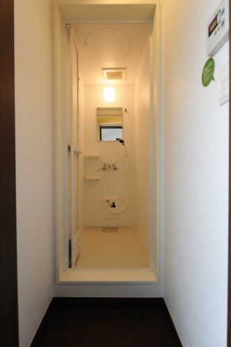 Tokyo, Sharehouse, Xrosshouse, housing, real estate, private room, cheap, living, Japan, study abroad, dormitory, Sangenchaya, Shibuya