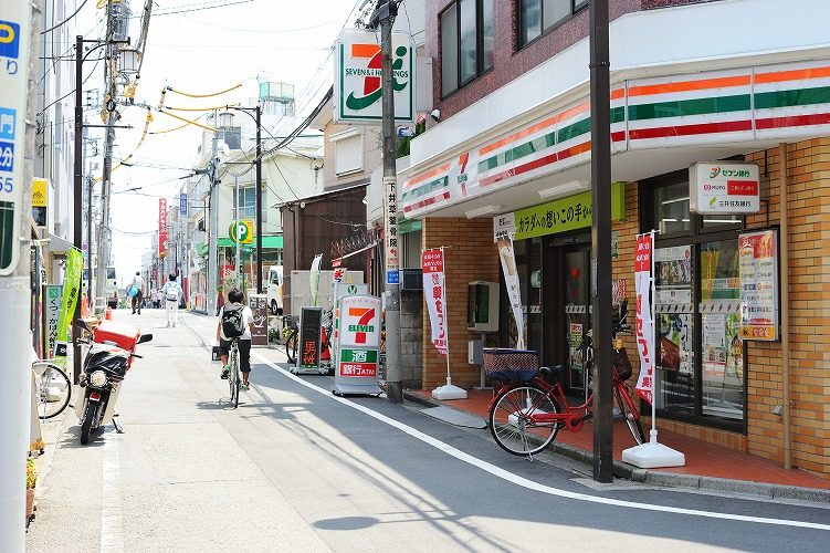 도쿄 쉐어하우스 크로스하우스 자취 야칭 임대 원룸 개인실 도심 유학생 일본 유학 워킹홀리데이 세이부 신주쿠선 시모이구사