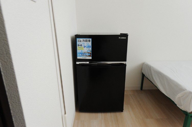 東京 シェアハウス クロスハウス 一人暮らし 上京 家賃 賃貸 個室 ワンルーム 安い 家電付き 家具付き 家具家電　成増　池袋　新宿