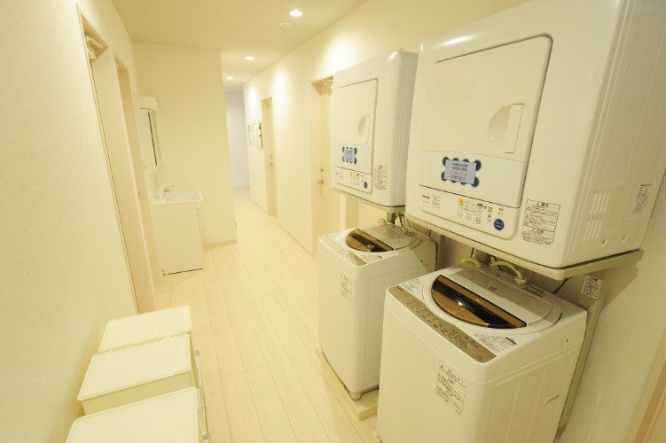 東京 シェアハウス クロスハウス 一人暮らし 上京 家賃 賃貸 個室 ワンルーム 安い 家電付き 家具付き 家具家電　新高円寺　新宿　池袋　渋谷　丸の内