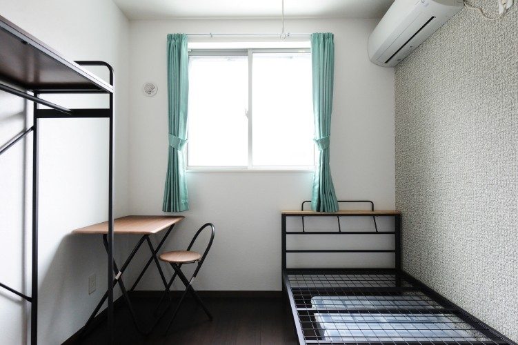 Tokyo, Sharehouse, Xrosshouse, housing, real estate, private room, cheap, living, Japan, study abroad, dormitory