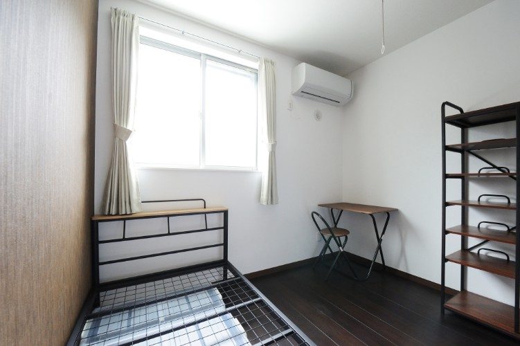 Tokyo, Sharehouse, Xrosshouse, housing, real estate, private room, cheap, living, Japan, study abroad, dormitory