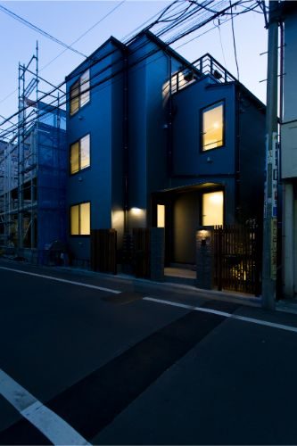 東京, sharehouse, xrosshouse, 一個人生活, 低價位, 新房, 前往東京, 房租, 租賃, 雅房, 套房, 便宜, 附家電, 附家具, 初期費用, 押金, 禮金, 外國人, 不需保證人, 留學, 日語, 國際交流, 打工度假, 日本, 日本留學, 荻漥, 中野, 吉祥寺, 新宿, 東京車站, 四谷, 丸之内線, JR, 中央線, 總武線